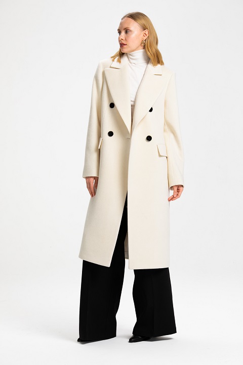 Белое пальто О-991 - длинное, цвет белый,черный
